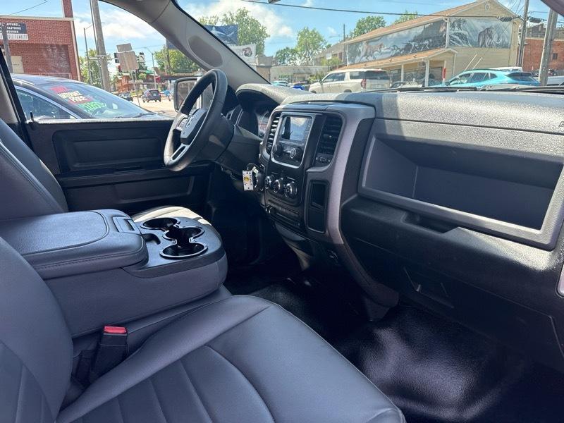 RAM 1500 Classic Tradesman 4x2 Quad Cab 6'4" Box 2019