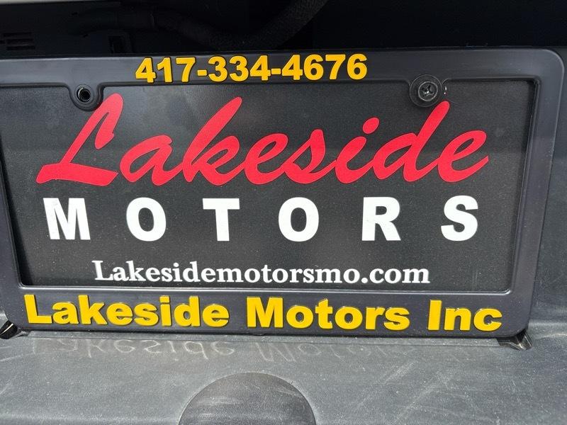 RAM 1500 4WD Crew Cab 140.5" Tradesman 2024