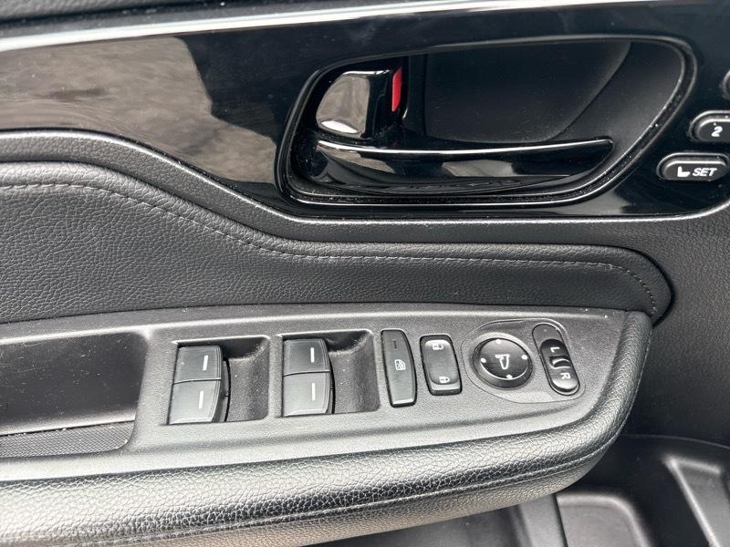 Honda Odyssey Touring Auto 2021