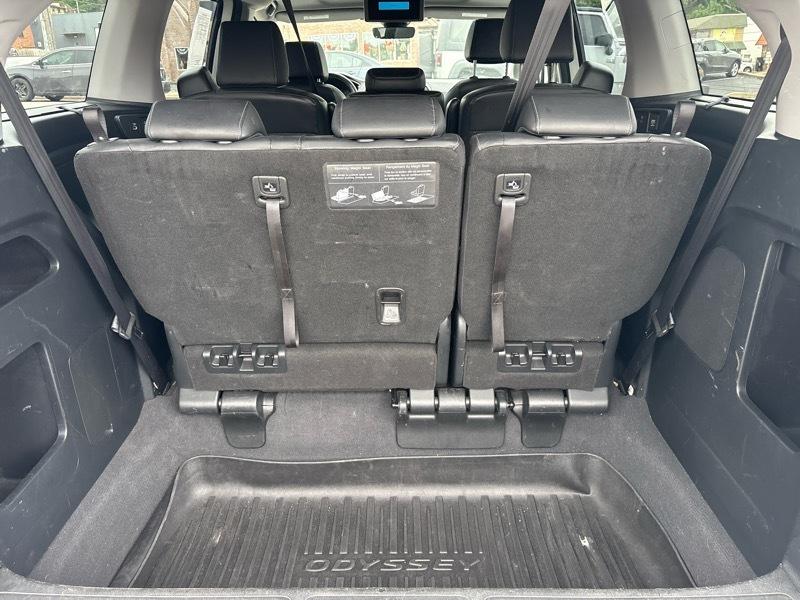 Honda Odyssey Touring Auto 2021