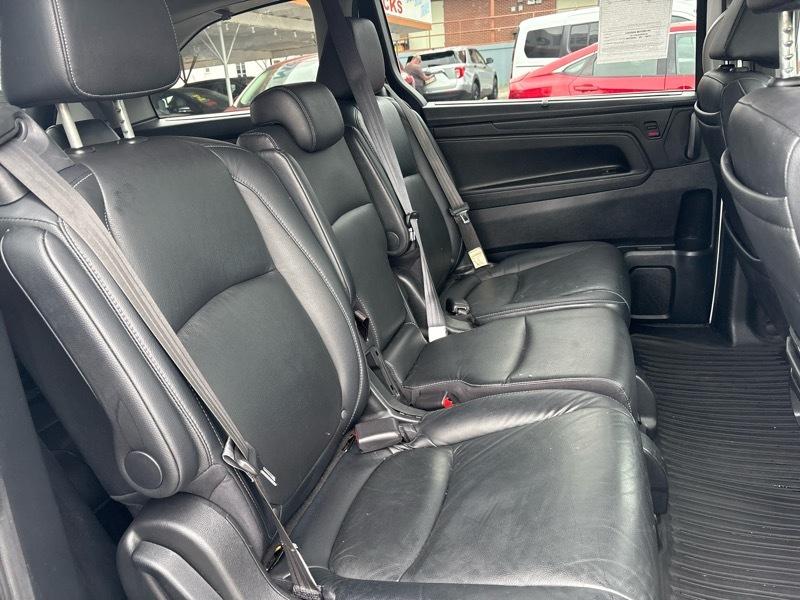 Honda Odyssey Touring Auto 2021