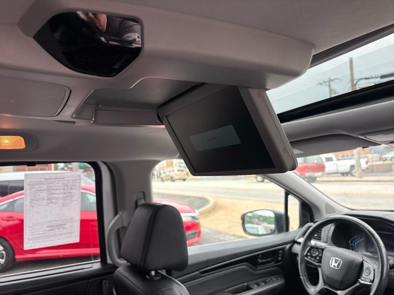Honda Odyssey Touring Auto 2021