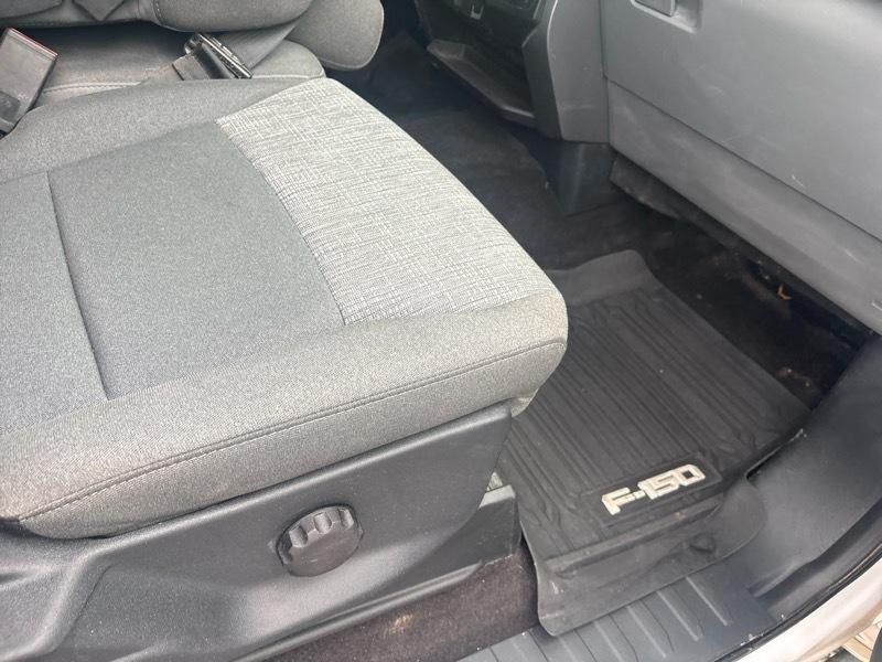 Ford F-150 4WD SuperCrew 139" XLT 2023
