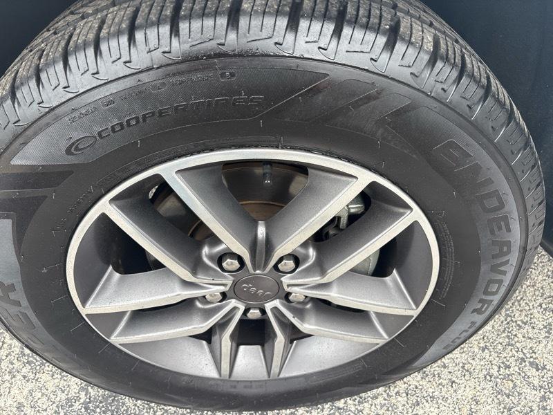 Jeep Grand Cherokee Laredo E 4x4 2020