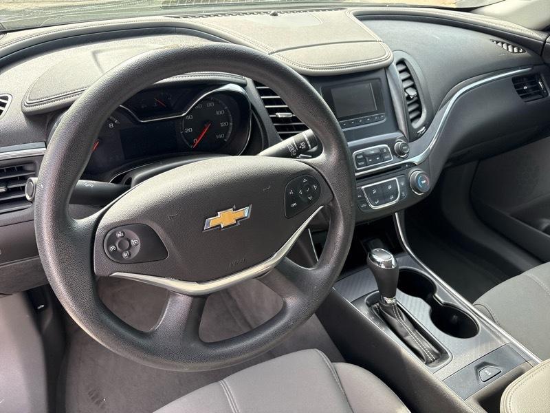 Chevrolet Impala 4dr Sdn LS w/1FL 2014