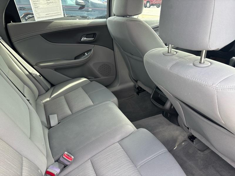 Chevrolet Impala 4dr Sdn LS w/1FL 2014