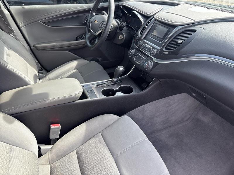 Chevrolet Impala 4dr Sdn LS w/1FL 2014