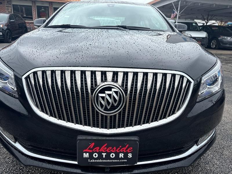 Buick LaCrosse 4dr Sdn Leather FWD 2015