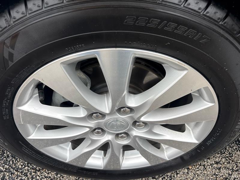 Buick LaCrosse 4dr Sdn Leather FWD 2015