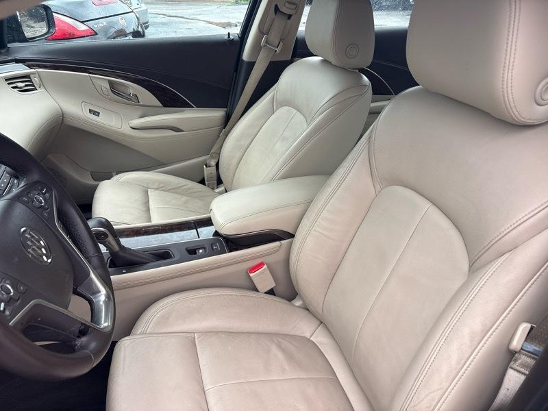 Buick LaCrosse 4dr Sdn Leather FWD 2015