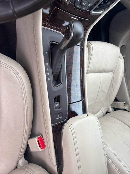 Buick LaCrosse 4dr Sdn Leather FWD 2015