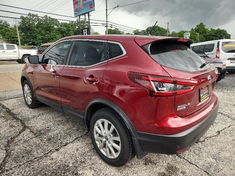 Nissan Rogue Sport FWD S 2022
