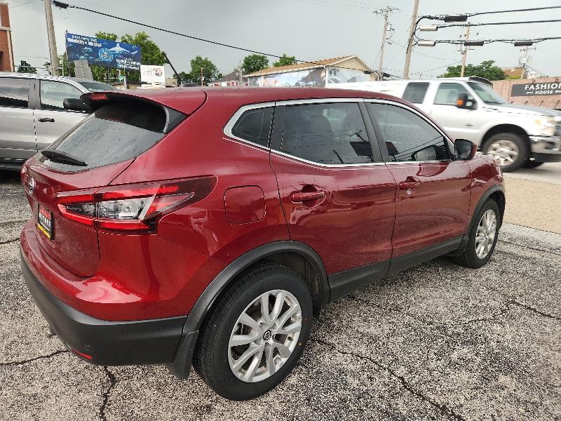 Nissan Rogue Sport FWD S 2022