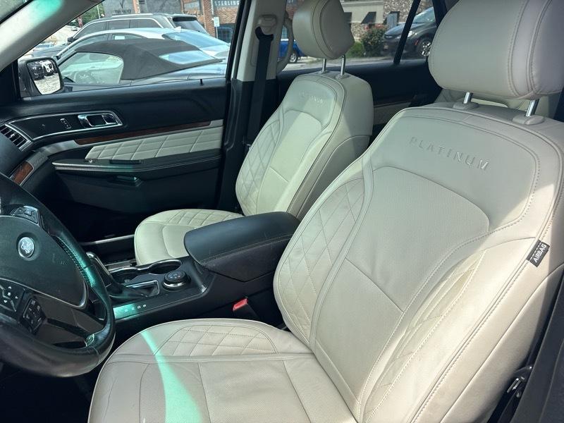 Ford Explorer 4WD 4dr Platinum 2016