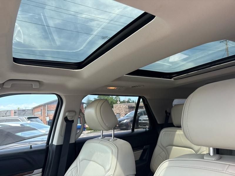 Ford Explorer 4WD 4dr Platinum 2016