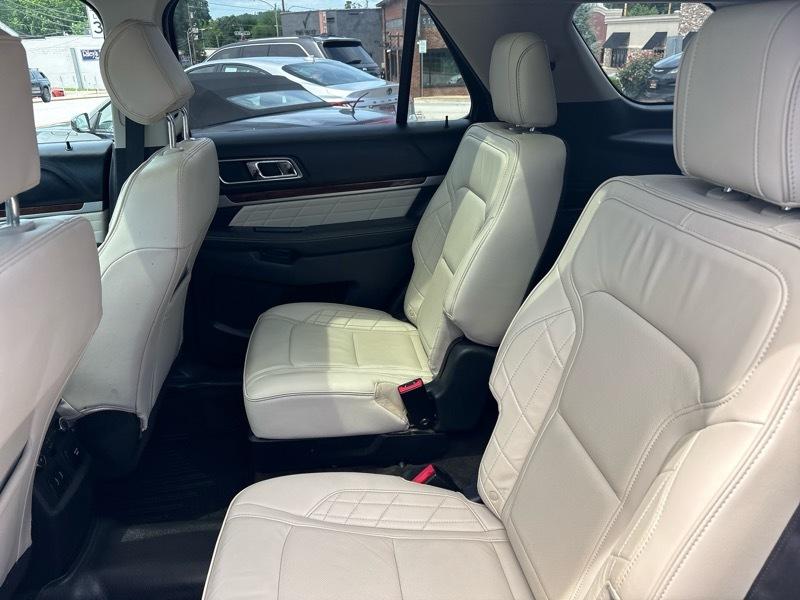 Ford Explorer 4WD 4dr Platinum 2016