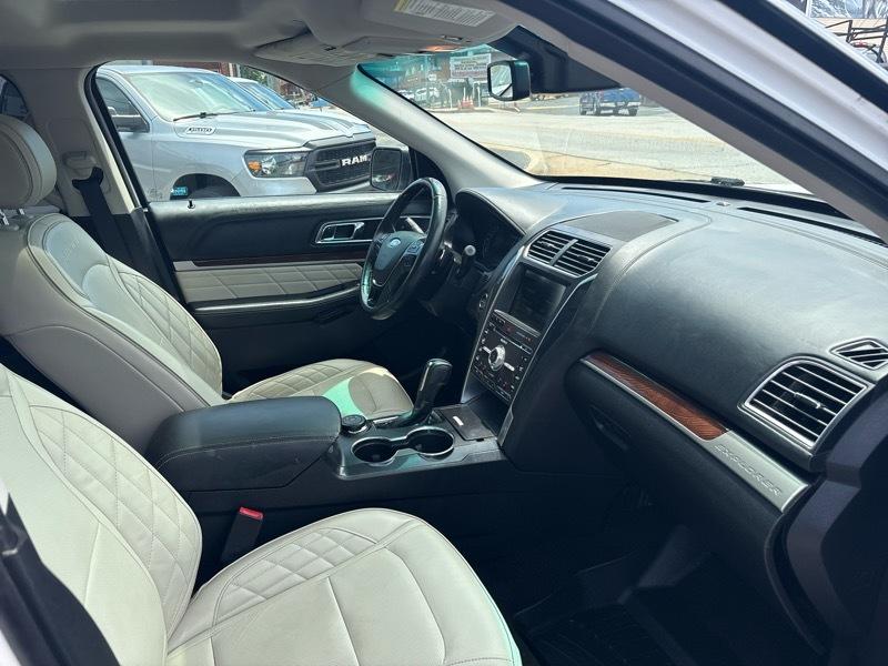 Ford Explorer 4WD 4dr Platinum 2016