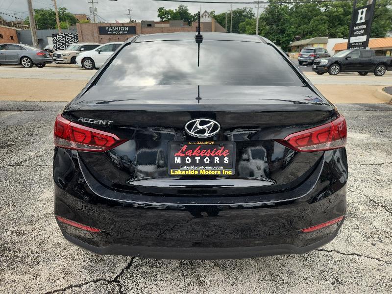 Hyundai Accent SEL Sedan IVT 2022