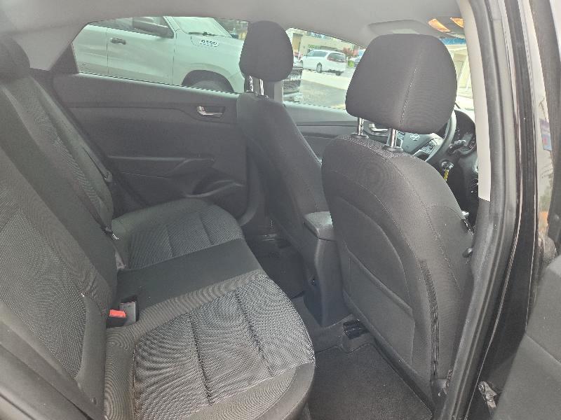 Hyundai Accent SEL Sedan IVT 2022