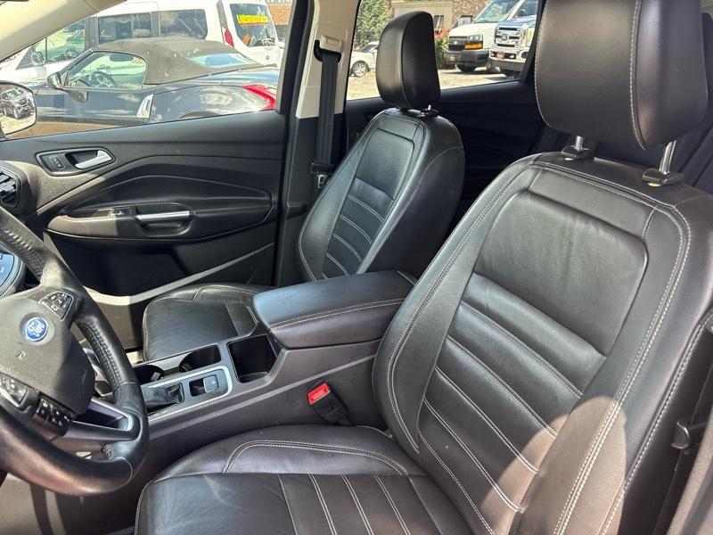 Ford Escape Titanium FWD 2018