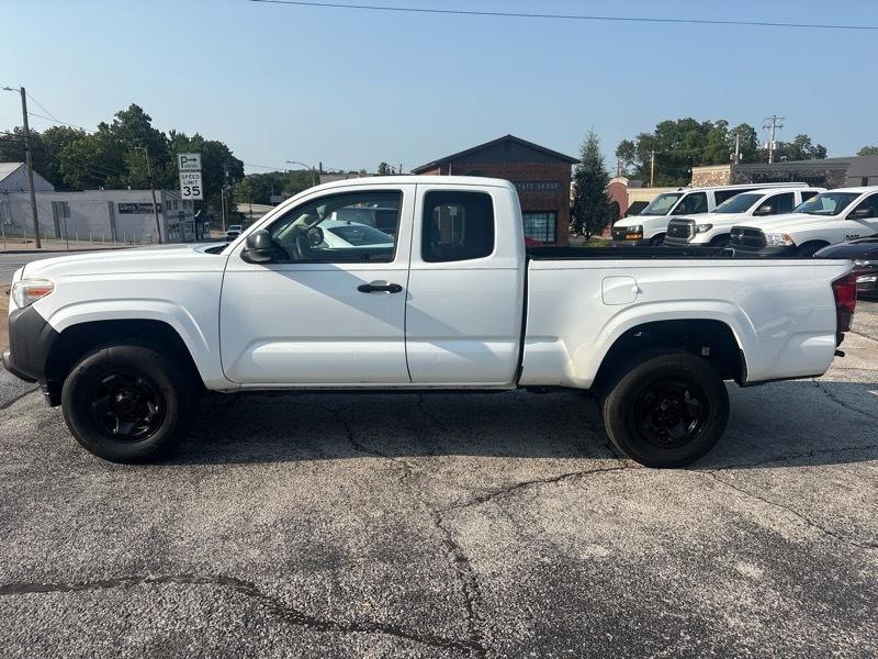 Toyota Tacoma SR Access Cab 2WD at 2018