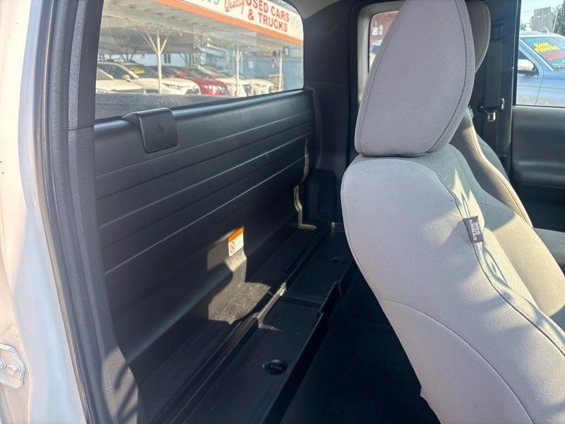 Toyota Tacoma SR Access Cab 2WD at 2018