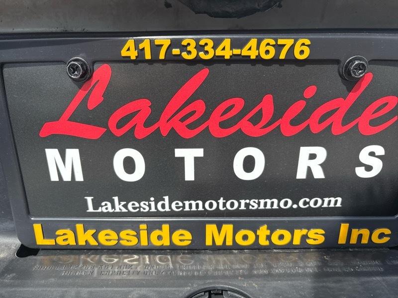 RAM 1500 Classic Tradesman 4x2 Quad Cab 6'4" Box 2022