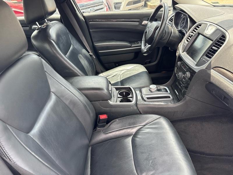 Chrysler 300 4dr Sdn Limited RWD 2015