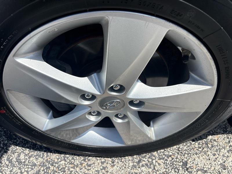 Hyundai Elantra 4dr Sdn Auto GLS PZEV (Alabama Plant) *Ltd Avail* 2013