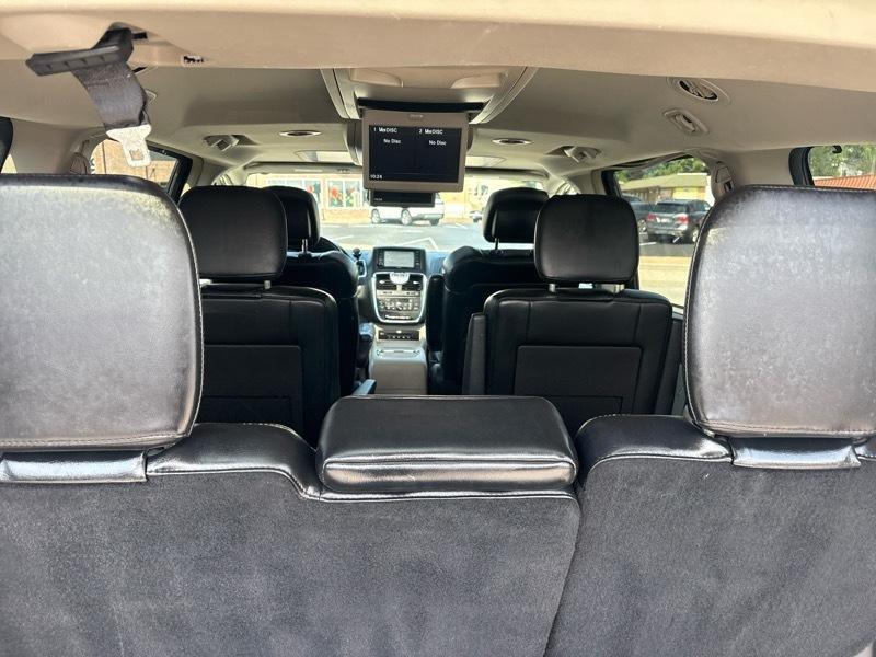 Chrysler Town & Country 4dr Wgn Limited Platinum 2015