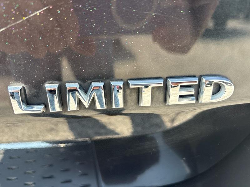 Chrysler Town & Country 4dr Wgn Limited Platinum 2015