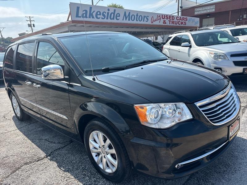 Chrysler Town & Country 4dr Wgn Limited Platinum 2015