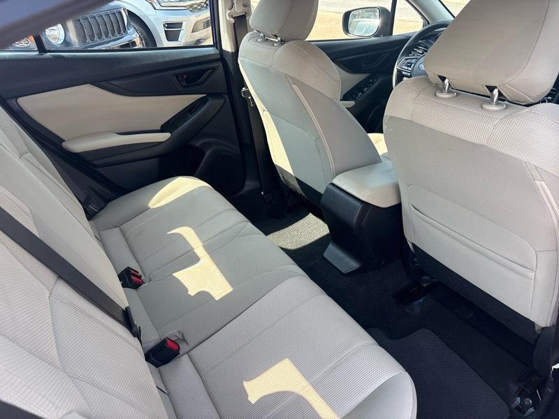Subaru Impreza 4-door CVT 2022
