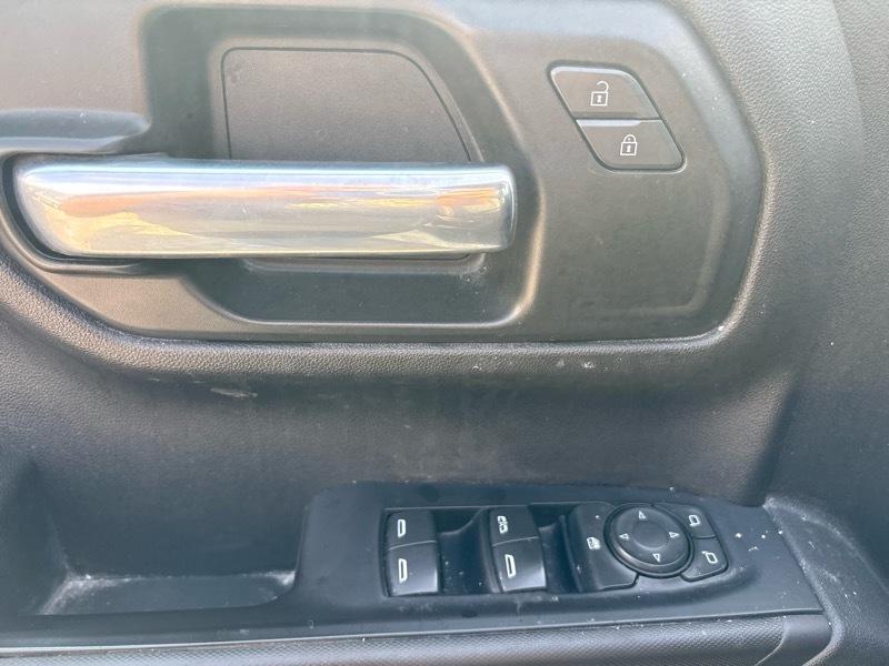 GMC Sierra 1500 4WD Crew Cab 147" 2021