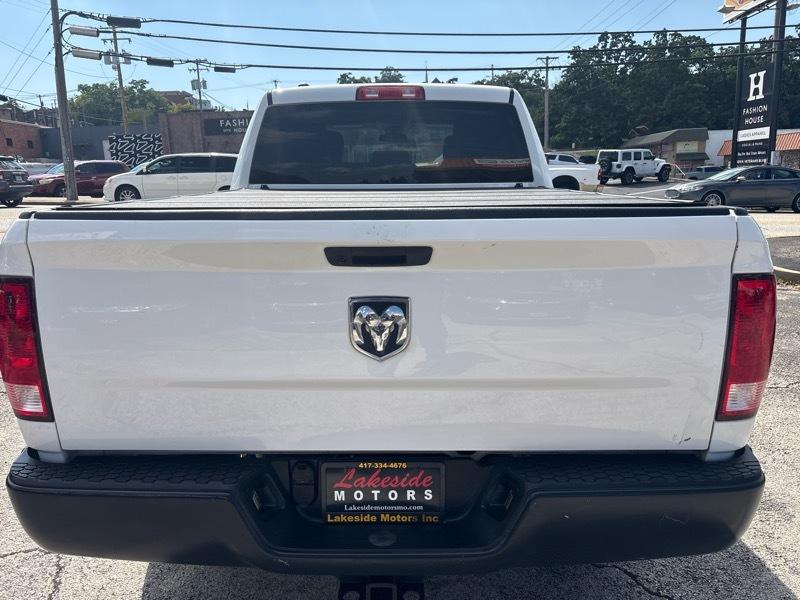 RAM 1500 Classic Tradesman 4x2 Quad Cab 6'4" Box 2022