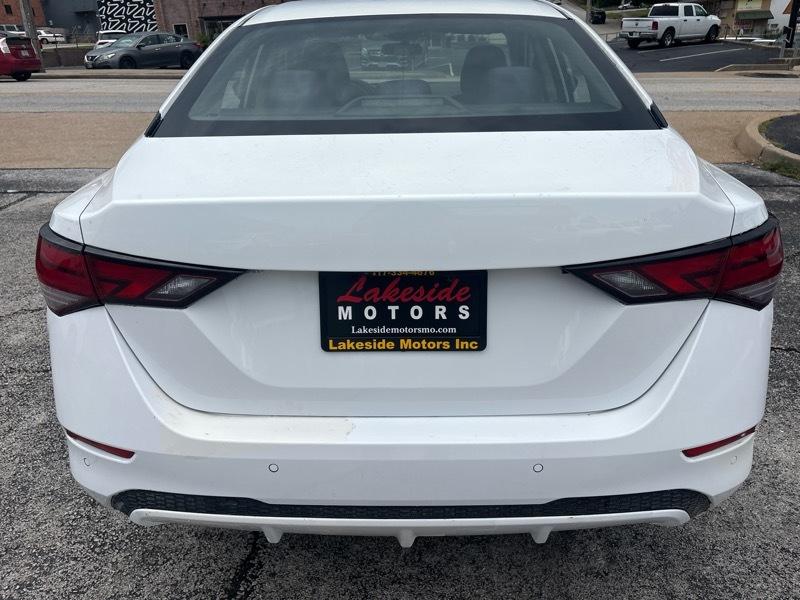 Nissan Sentra S CVT 2022