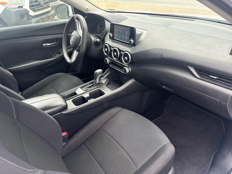 Nissan Sentra S CVT 2022