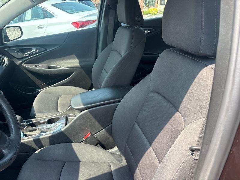 Chevrolet Malibu 4dr Sdn LS w/1LS 2021