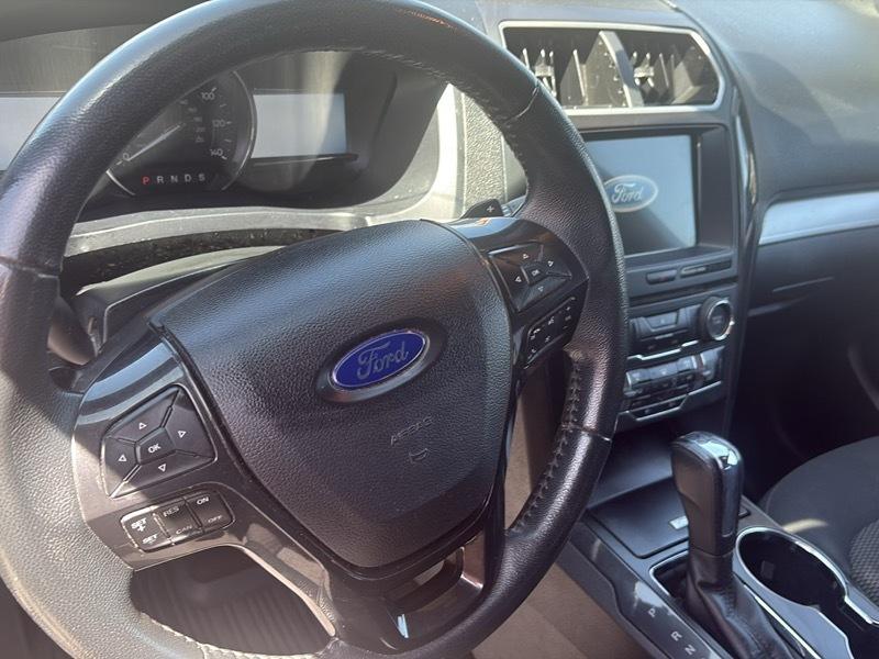 Ford Explorer 4dr 112" WB XLT 4WD 2017