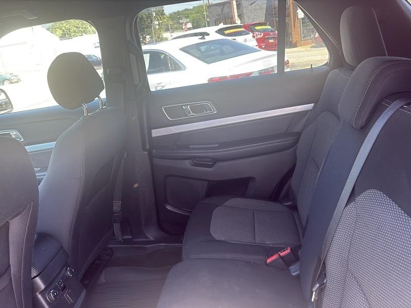 Ford Explorer 4dr 112" WB XLT 4WD 2017