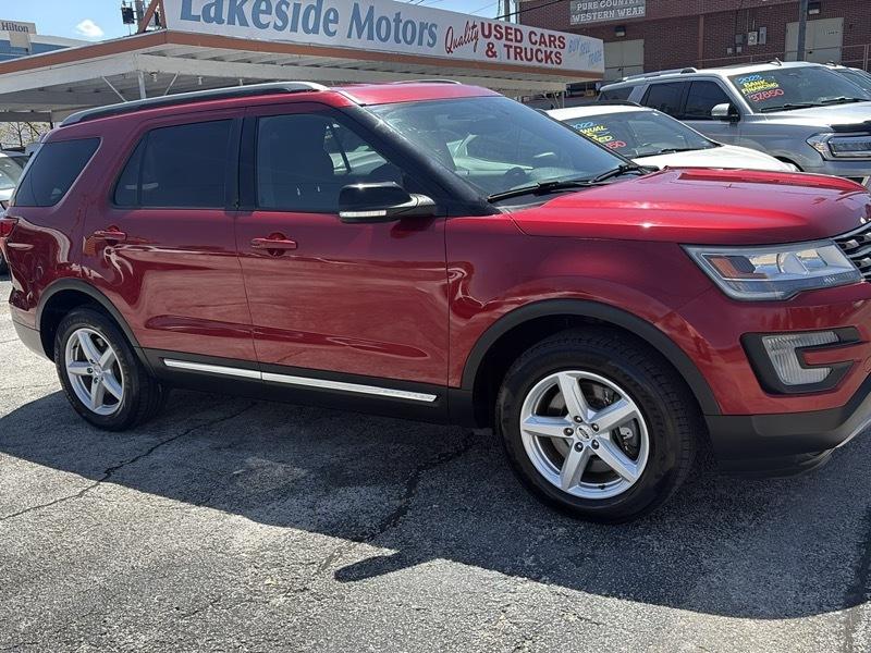 Ford Explorer 4dr 112" WB XLT 4WD 2017