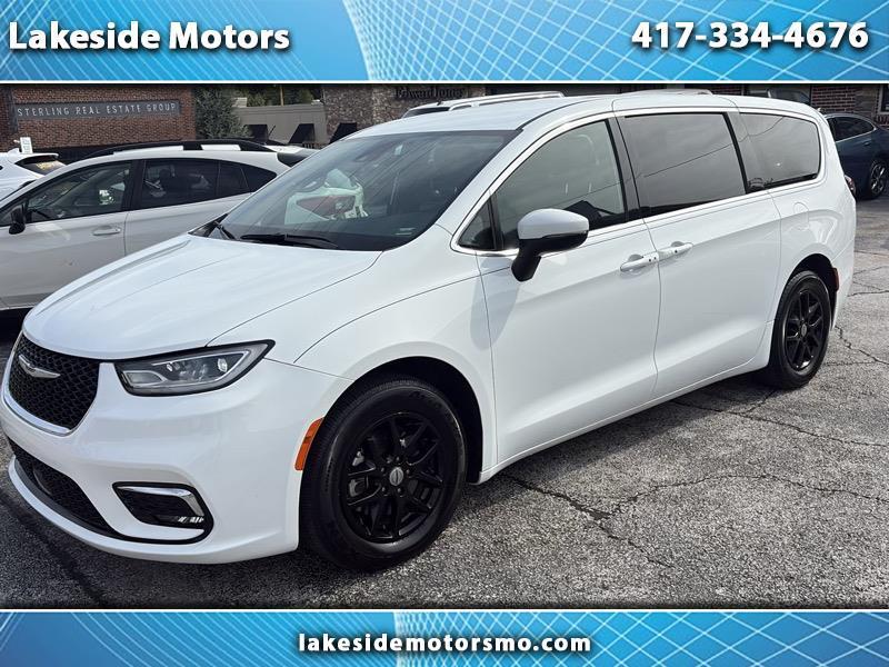 2023 Chrysler Pacifica Touring FWD