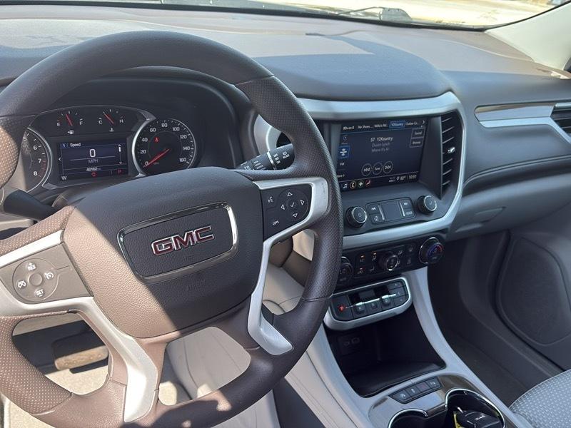 GMC Acadia FWD 4dr SLE 2021