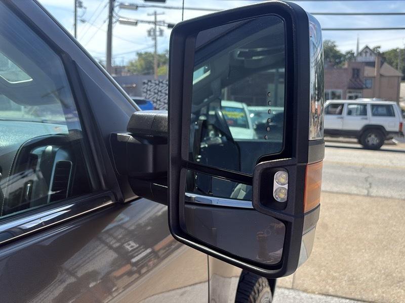 Chevrolet Silverado 2500 LTZ Crew Cab 4WD SWB 2015