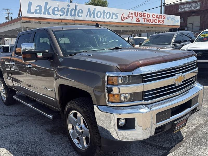 Chevrolet Silverado 2500 LTZ Crew Cab 4WD SWB 2015