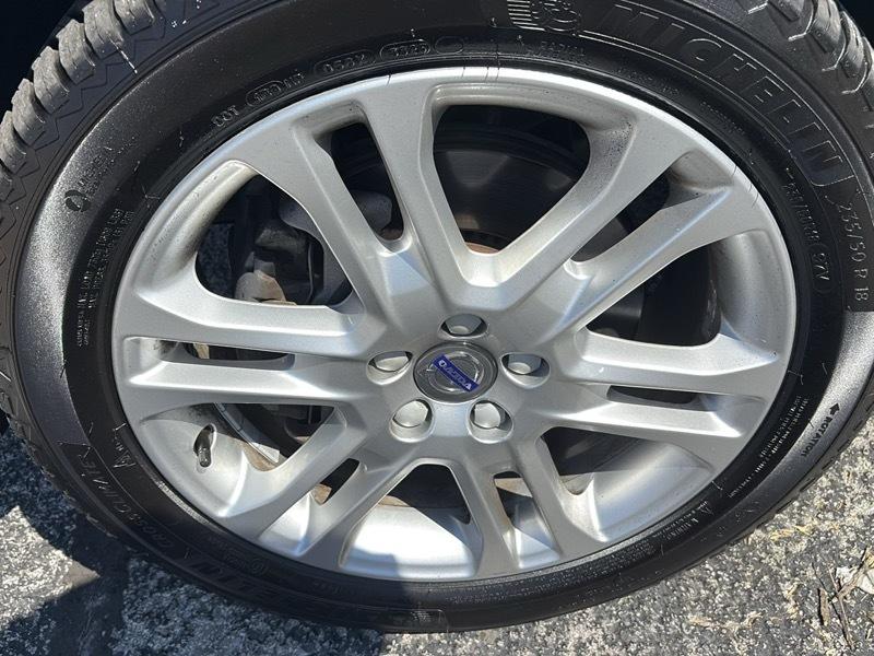 Volvo XC70 AWD 4dr Wgn T5 Premier 2016
