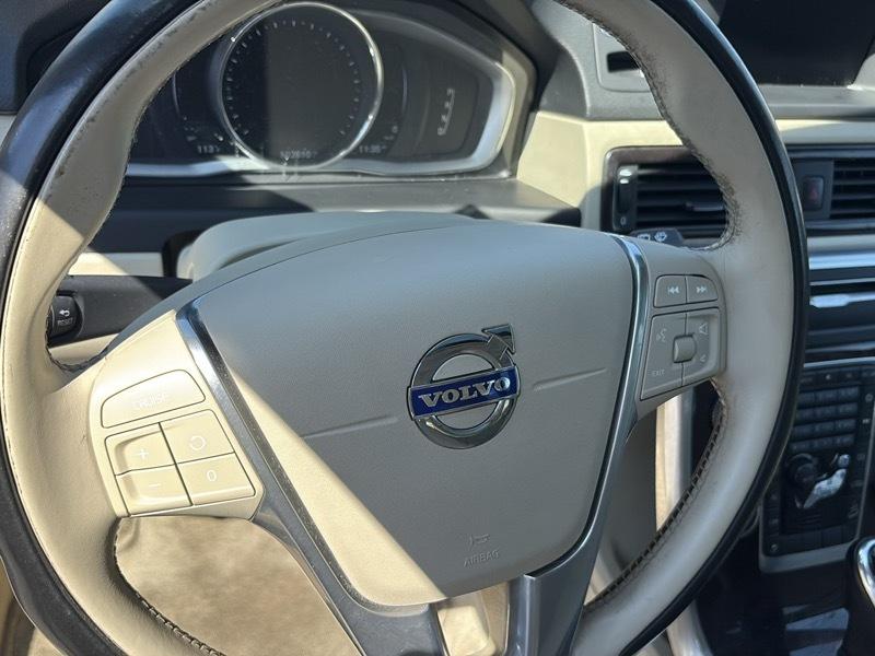 Volvo XC70 AWD 4dr Wgn T5 Premier 2016