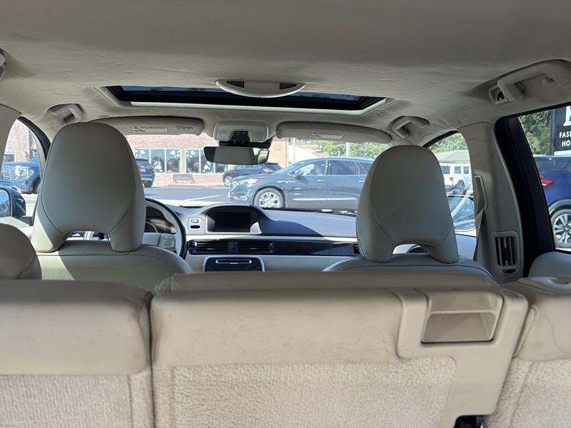 Volvo XC70 AWD 4dr Wgn T5 Premier 2016