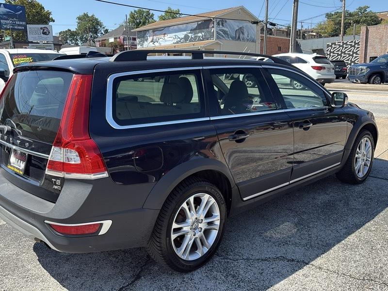 Volvo XC70 AWD 4dr Wgn T5 Premier 2016
