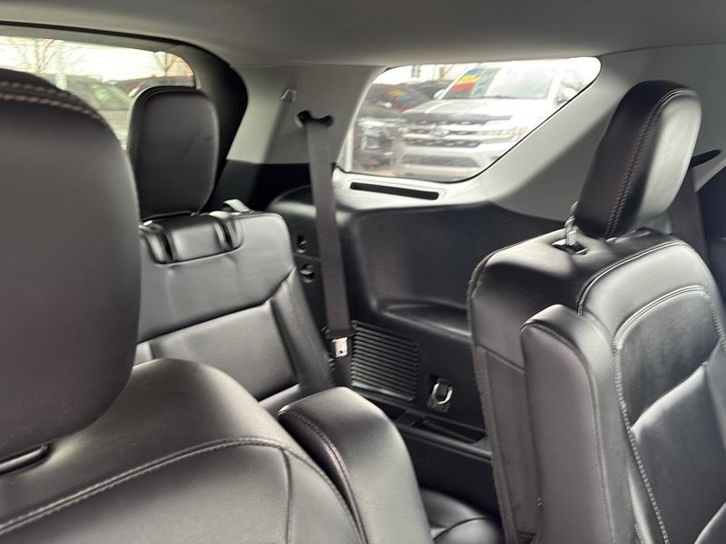 Ford Explorer photo 23